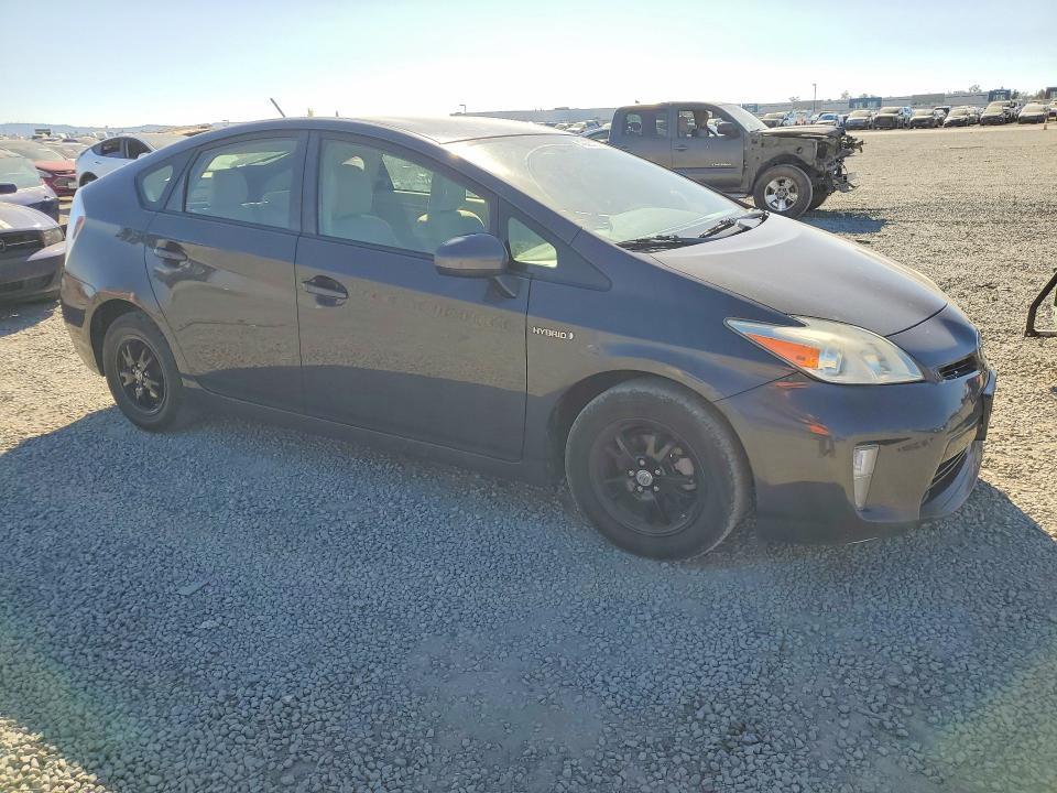 2015 Toyota Prius two