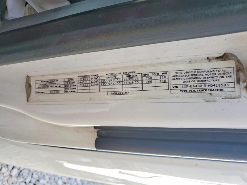 2017 Peterbilt 579 Semi Truck