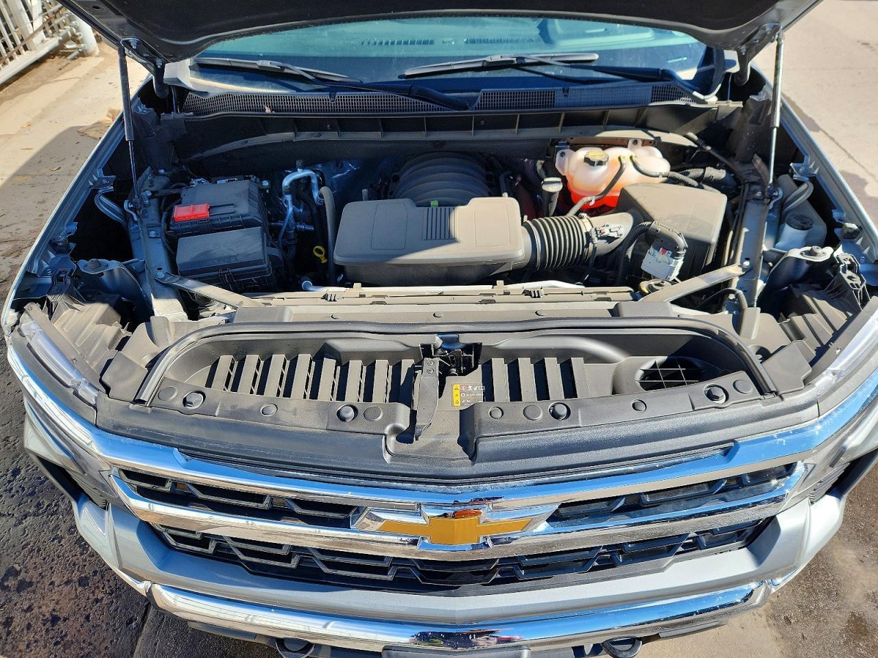 2025 Chevrolet Silverado K1500 LT