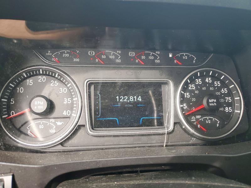 2023 International MV607 BOX Truck