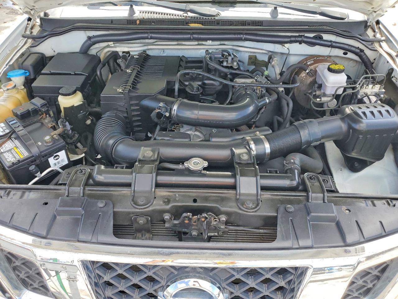 2013 Nissan Frontier S