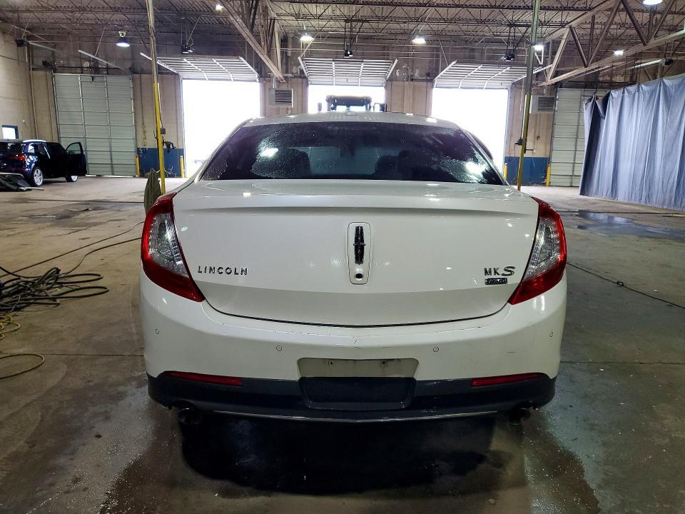2013 Lincoln MKS