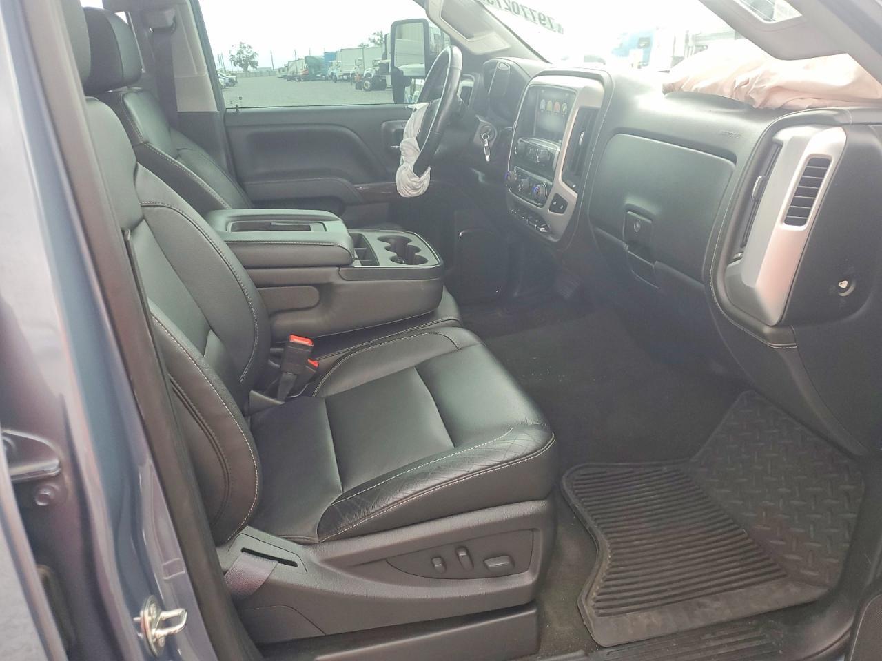 2015 GMC Sierra K3500 SLT