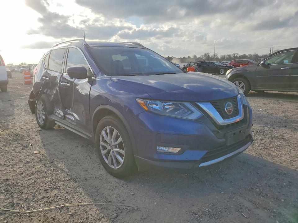 2018 Nissan Rogue sv