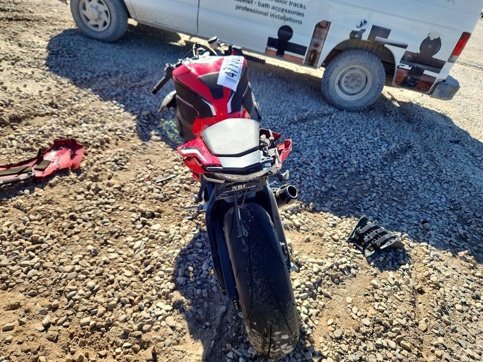 2021 Honda CBR1000 RA