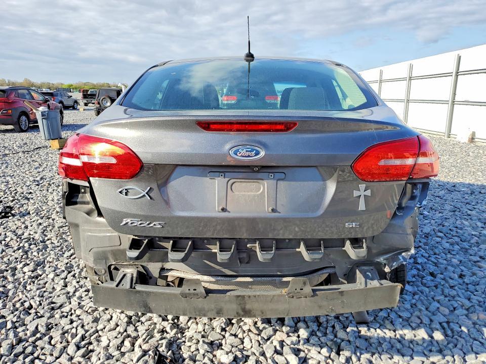 2018 Ford Focus se