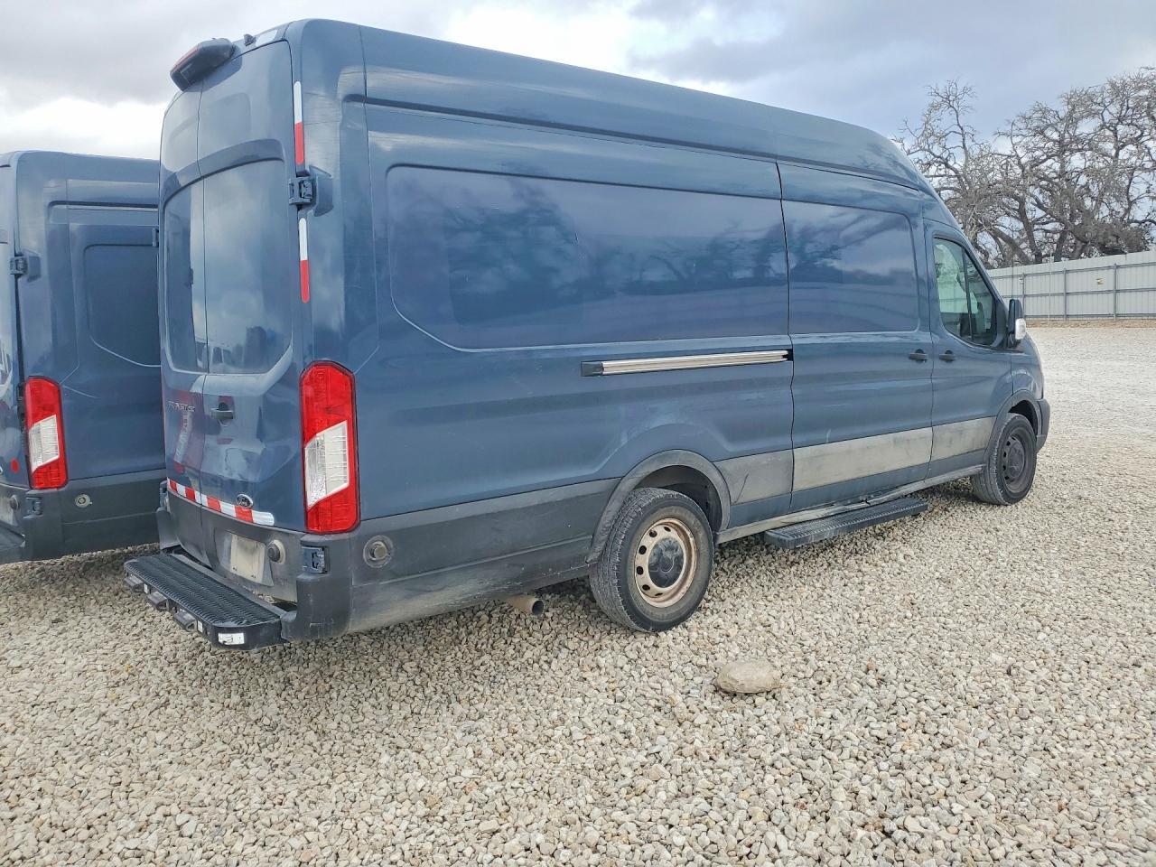 2020 Ford Transit 250 Delivery van