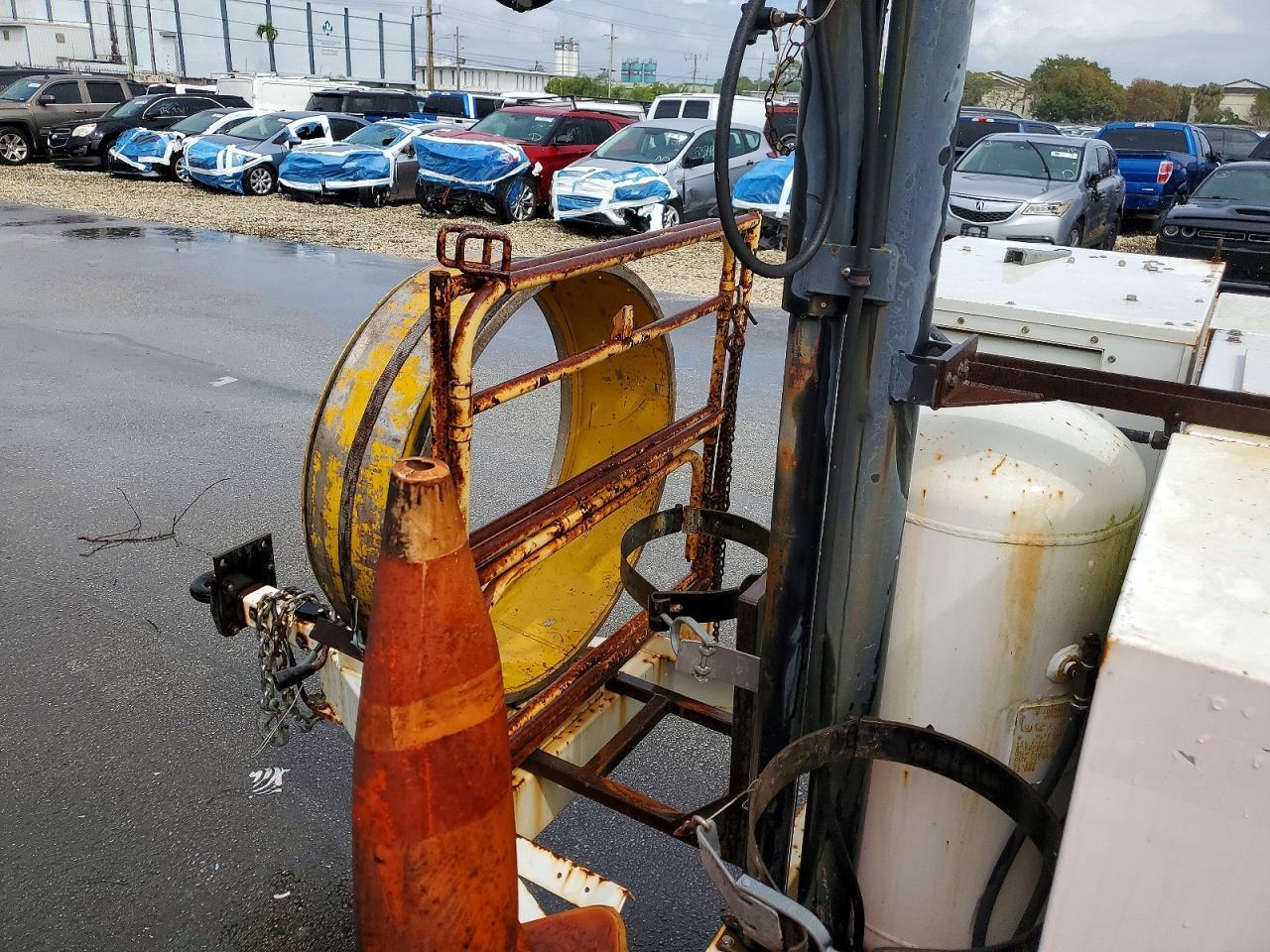 2009 Team Fenex F131KP Manhole Support Trailer