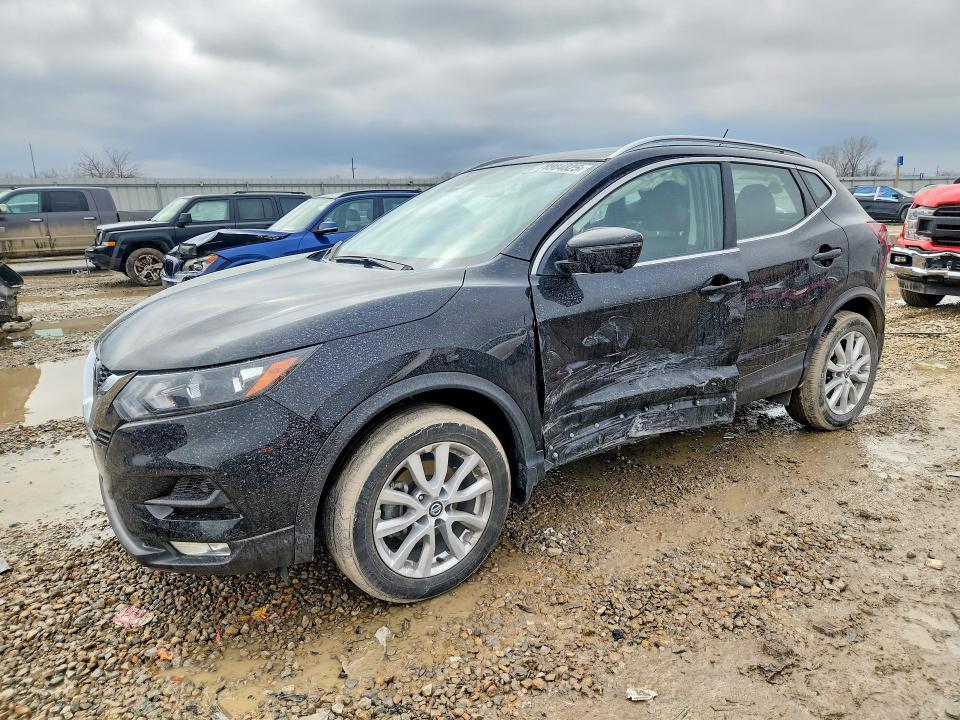 2022 Nissan Rogue Sport sv