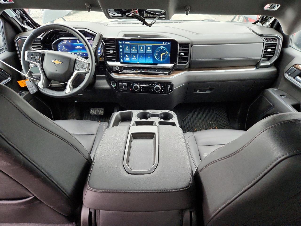 2025 Chevrolet Silverado K1500 LT