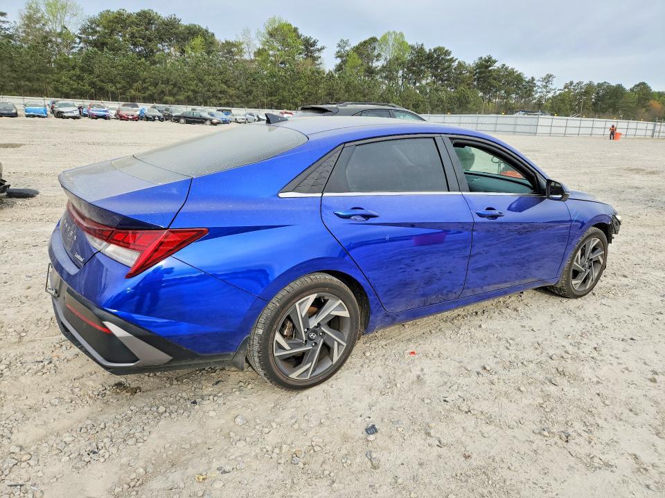 2024 Hyundai Elantra Limited