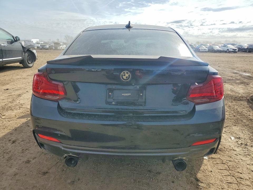 2016 BMW M235xi