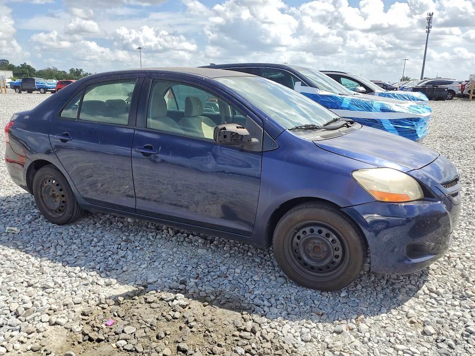 2007 Toyota Yaris Base