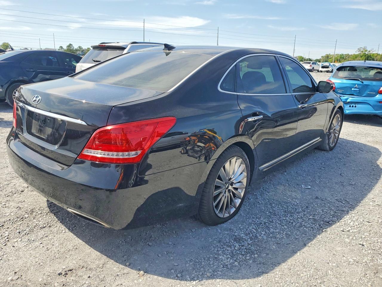 2014 Hyundai Equus Signature