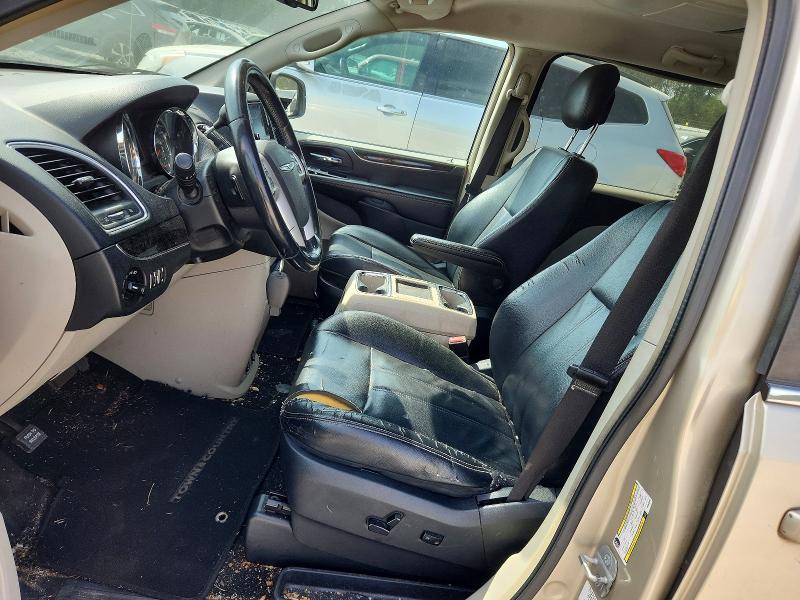 2014 Chrysler Town & Country Touring