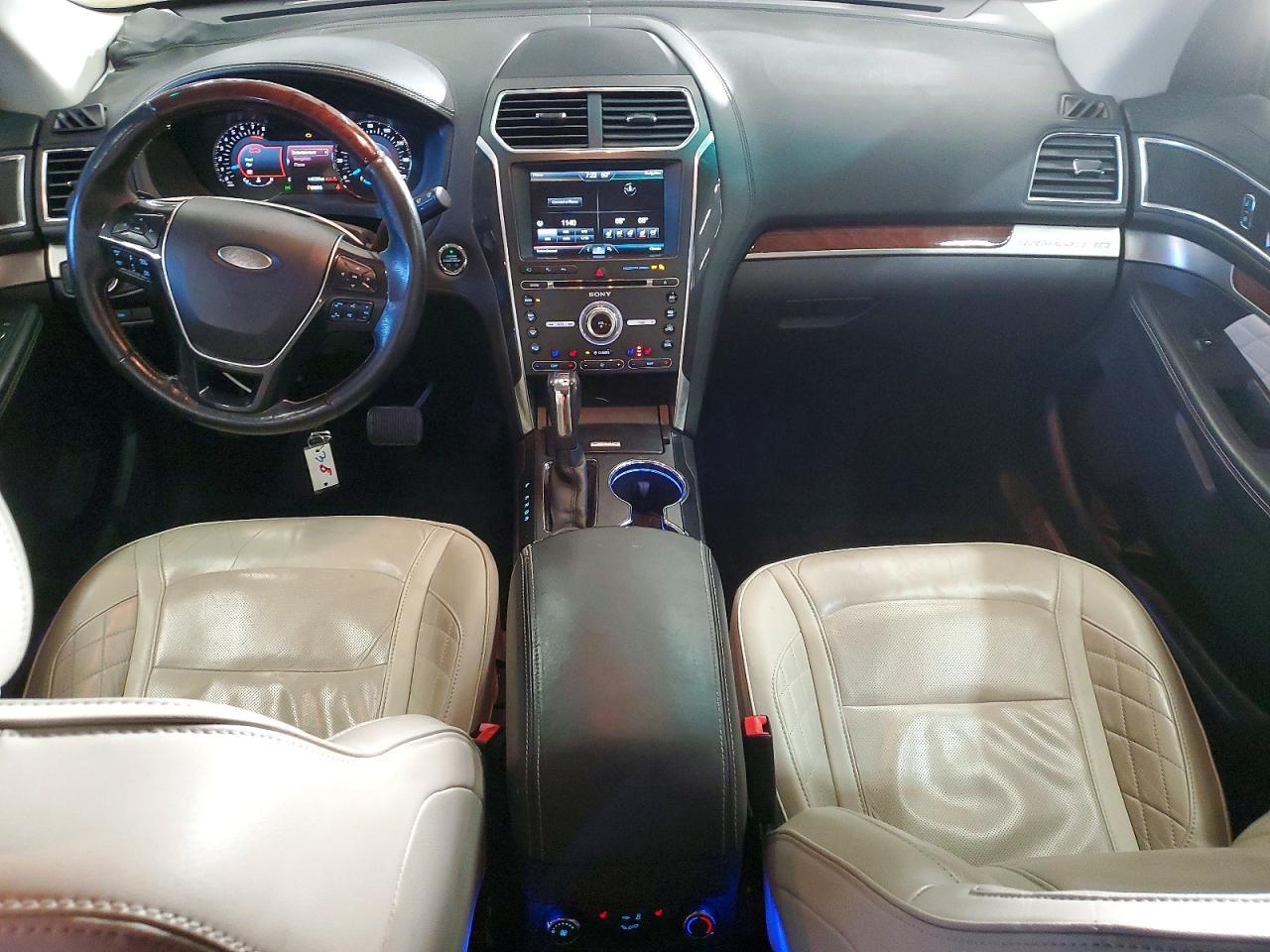 2016 Ford Explorer Platinum