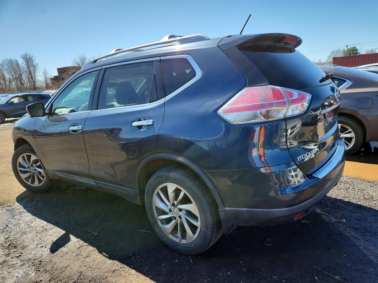 2015 Nissan Rogue sl