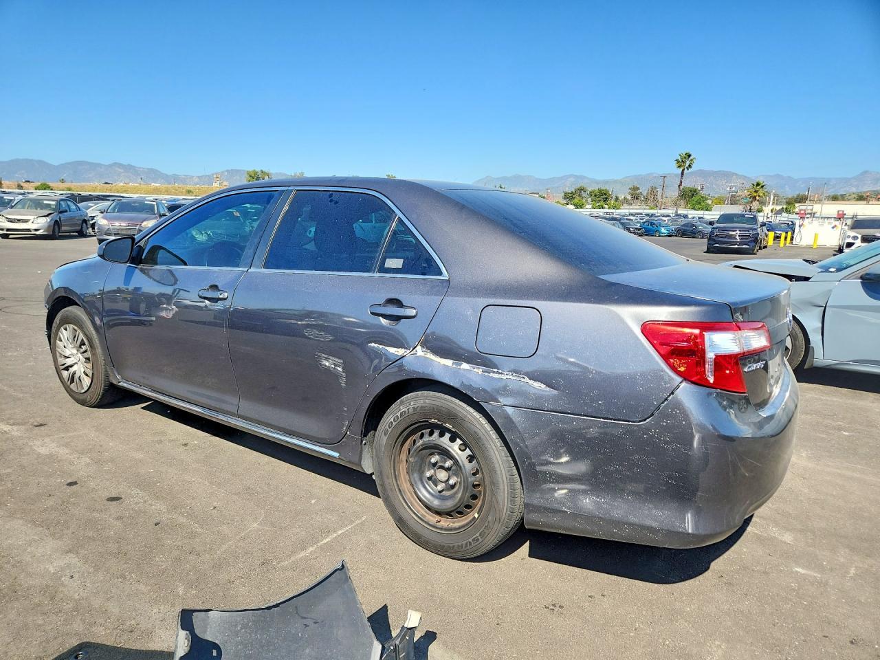 2012 Toyota Camry le