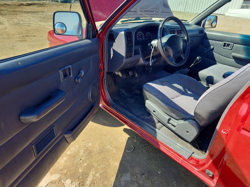 1996 Nissan Truck XE