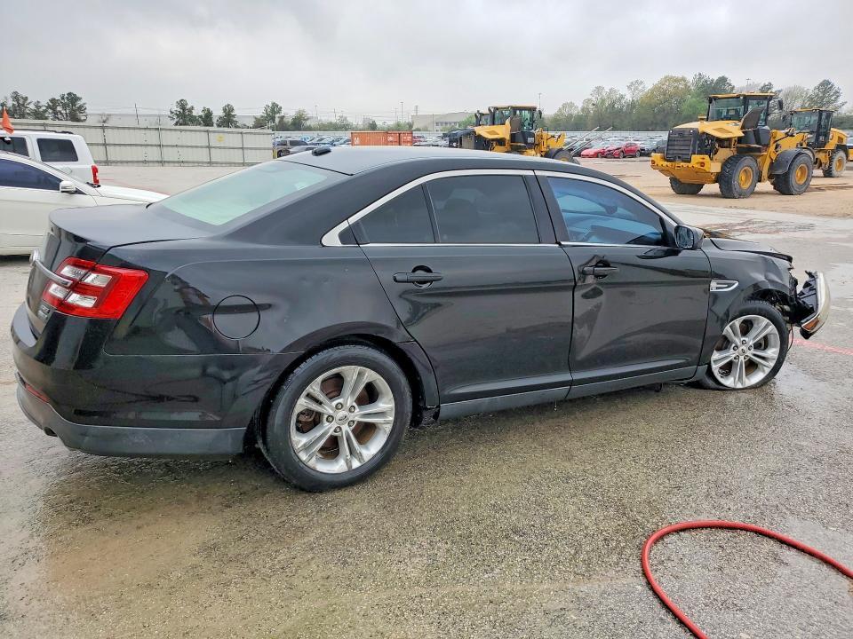 2013 Ford Taurus sel