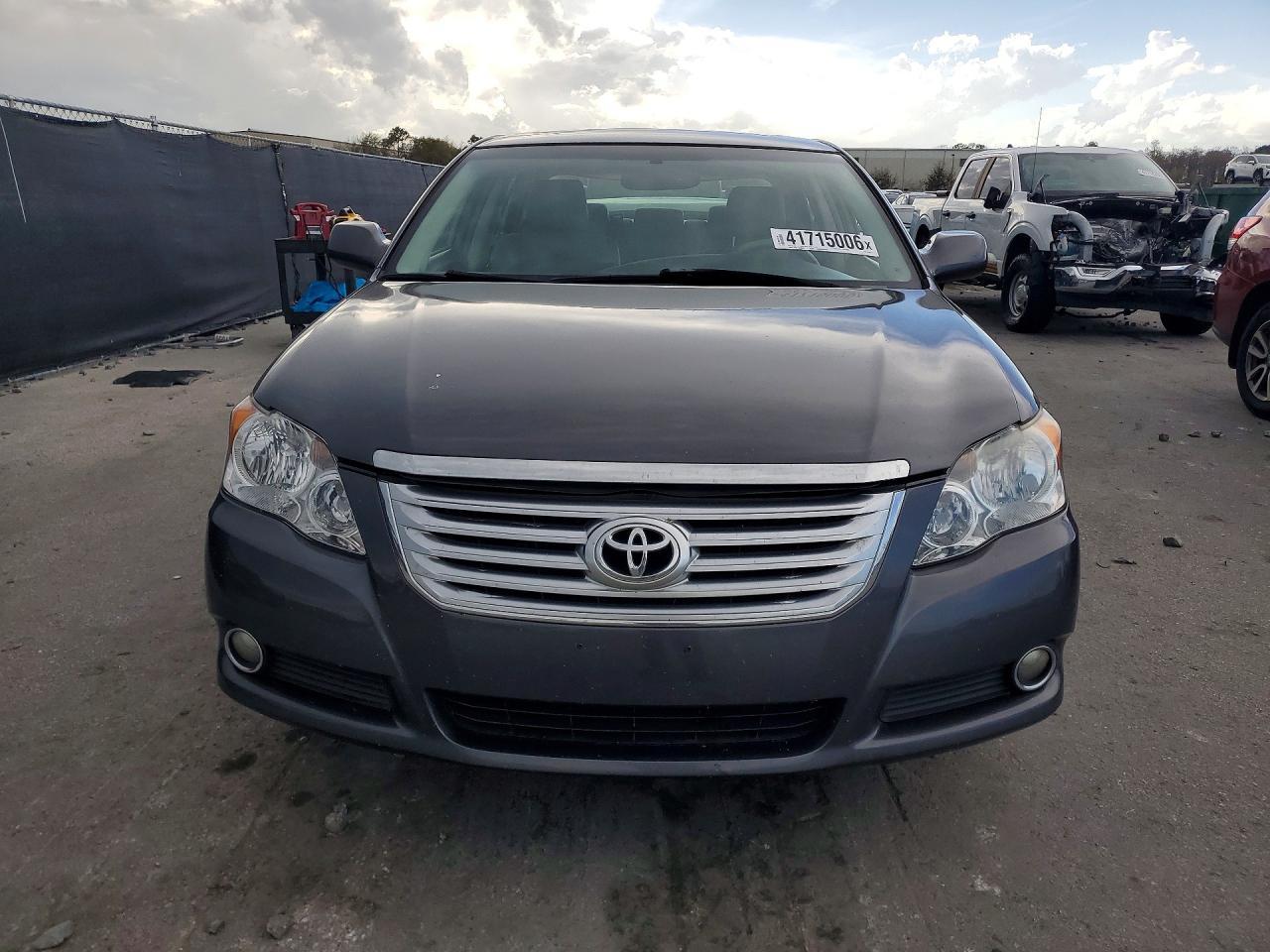 2008 Toyota Avalon xls