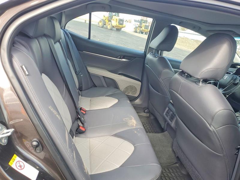 2018 Toyota Camry xle V6