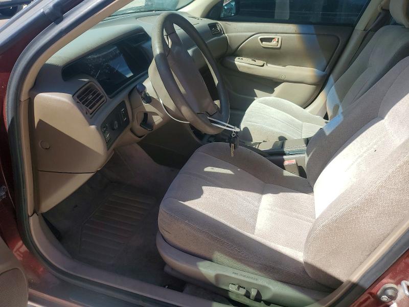 2000 Toyota Camry le