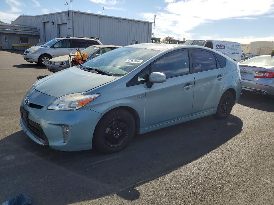 2014 Toyota Prius Three