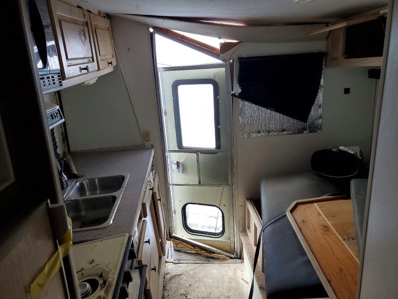 2000 Bigfoot Camper