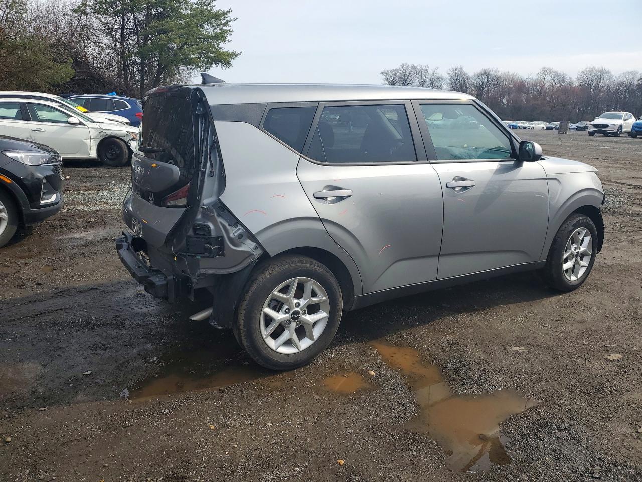 2025 KIA Soul lx