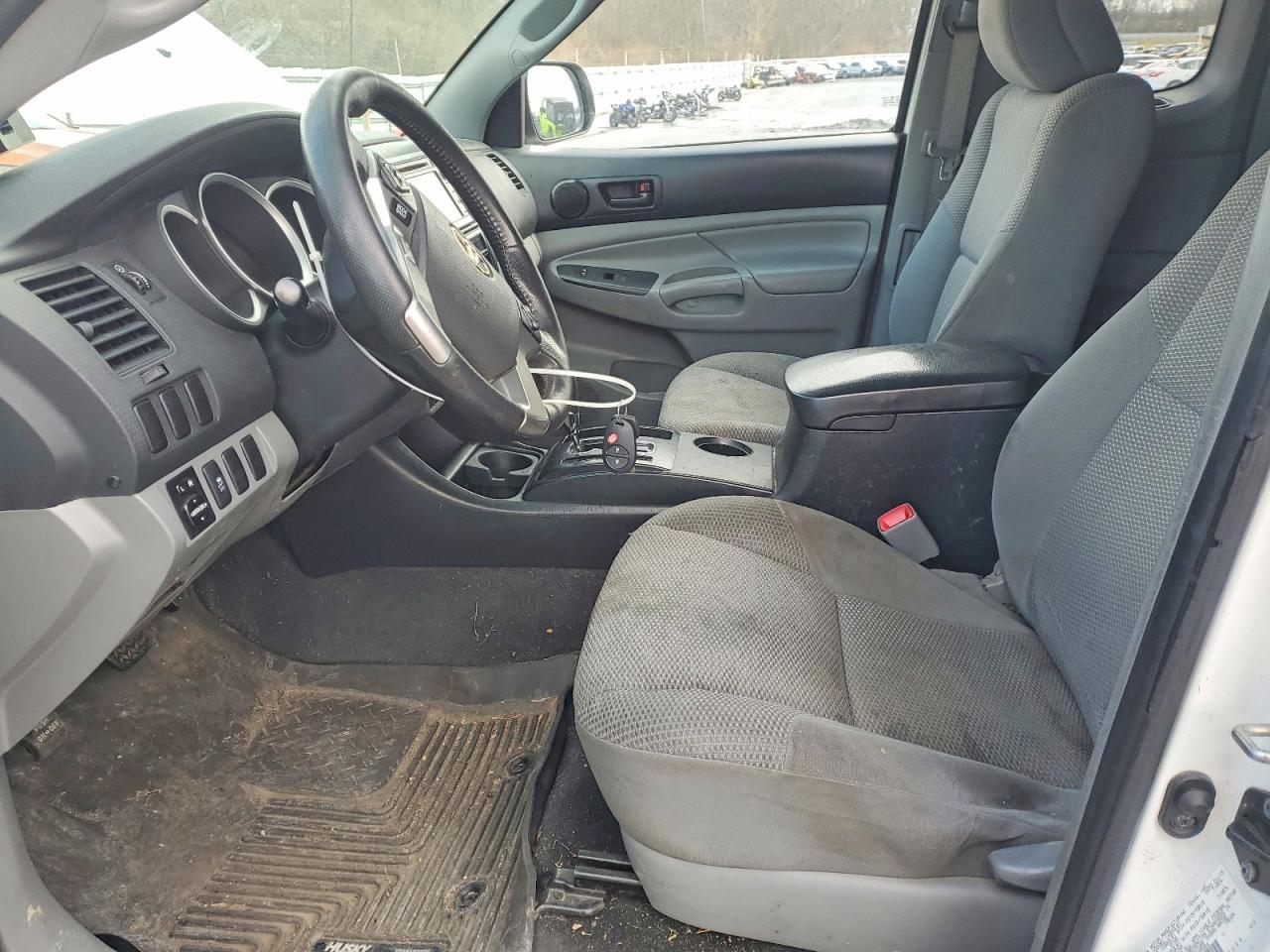 2015 Toyota Tacoma Base