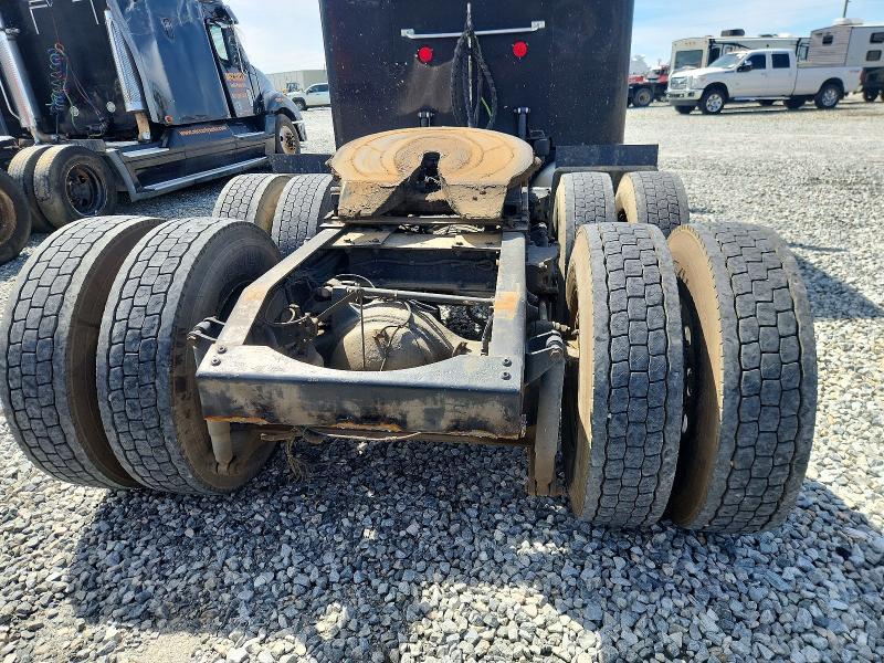 2007 Peterbilt 379 Semi Truck