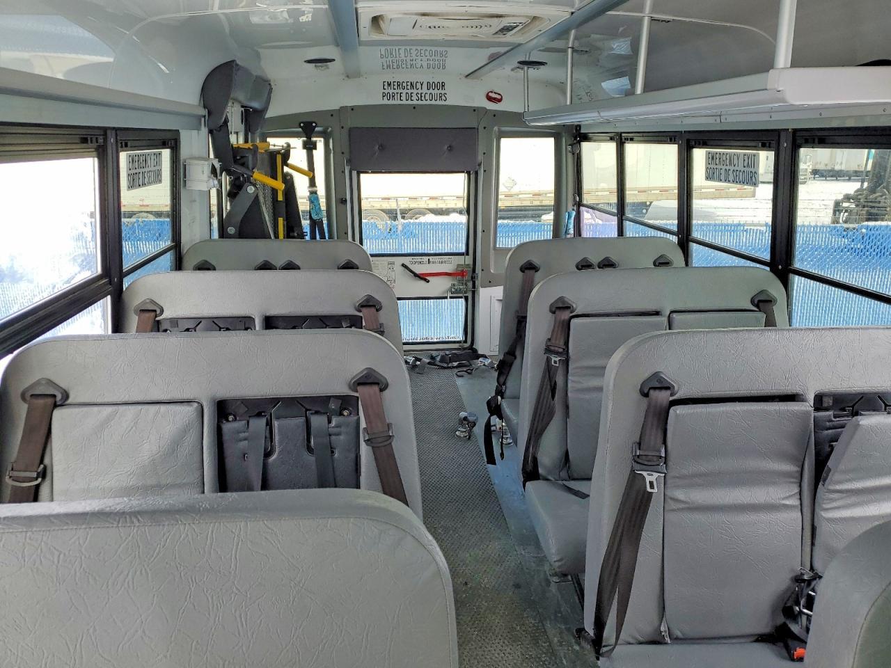 2017 GMC Savana Cutaway G4500