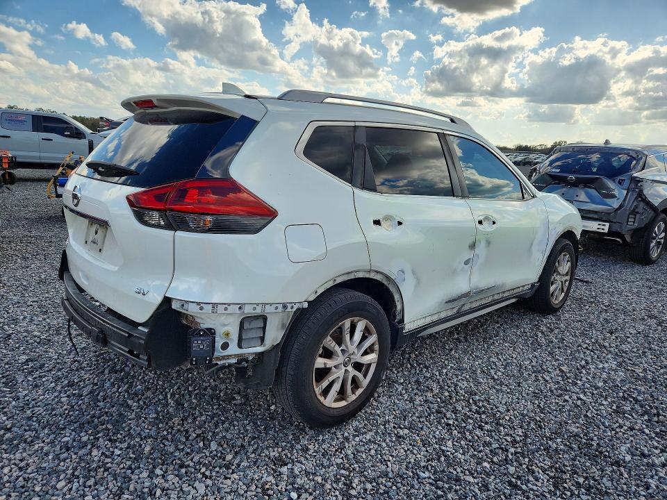 2018 Nissan Rogue sv