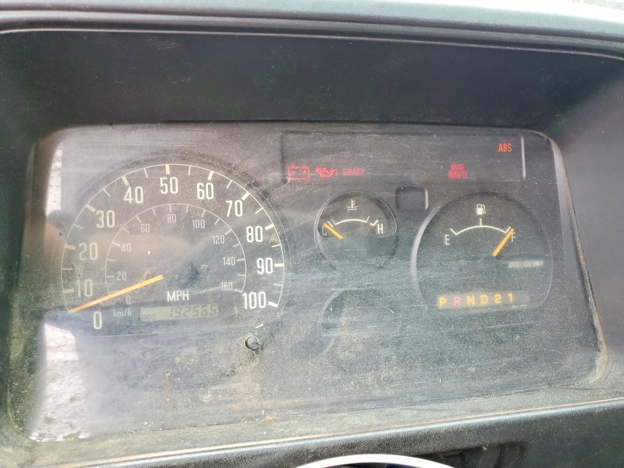 2001 Isuzu NPR Crew Cab Flatbed Truck
