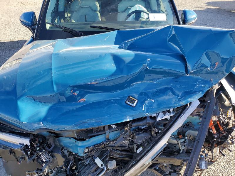 2025 Rivian R1S Adventure