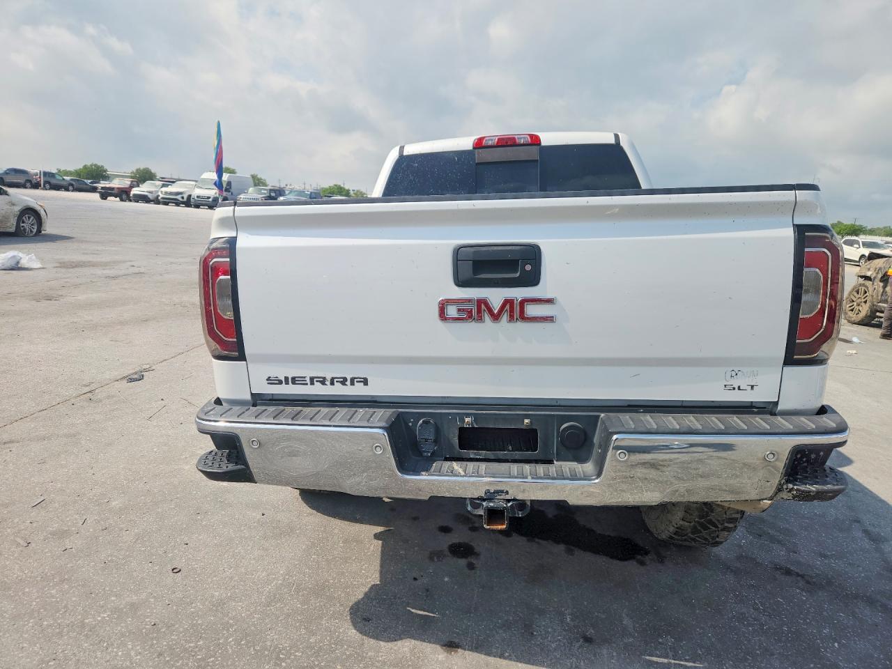 2018 GMC Sierra K1500 SLT