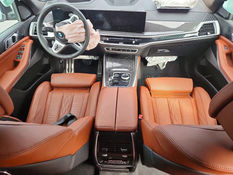 2026 BMW X5 M60i