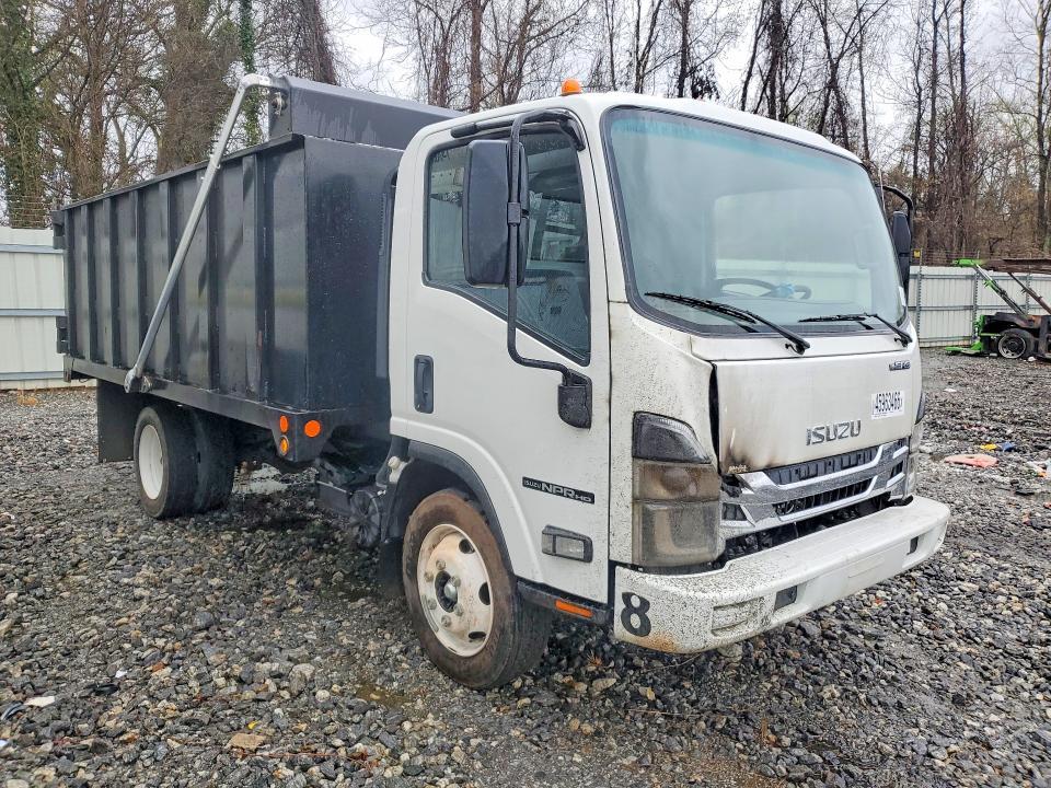 2025 Isuzu NPR