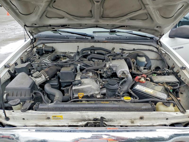 2004 Toyota Tacoma Base