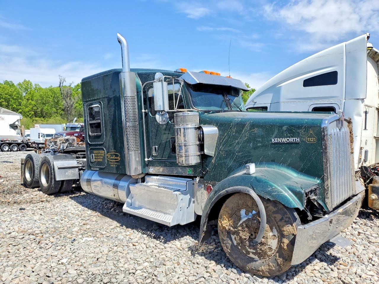 2013 Kenworth Construction W900