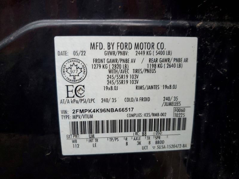 2022 Ford Edge Titanium