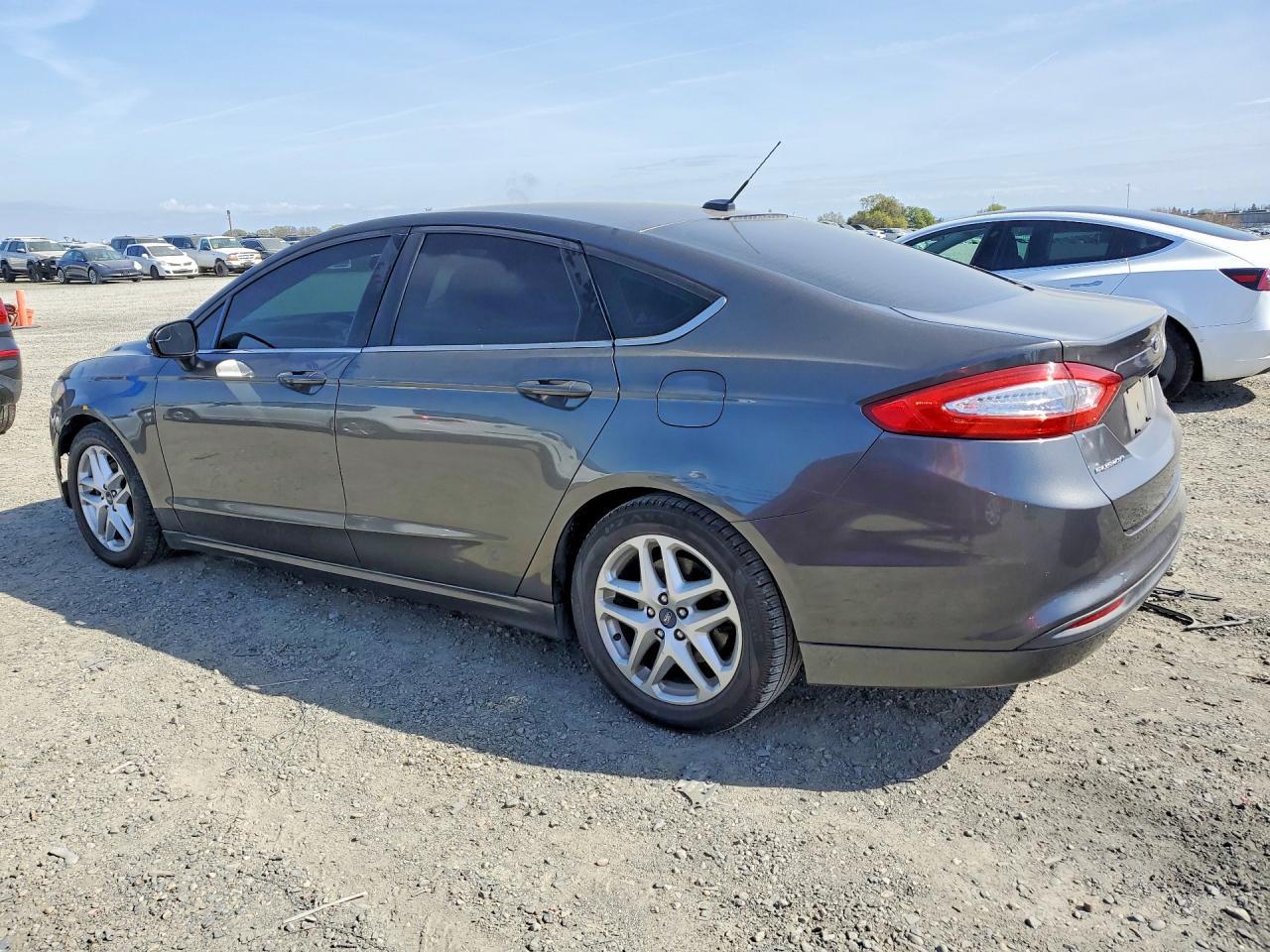 2016 Ford Fusion se