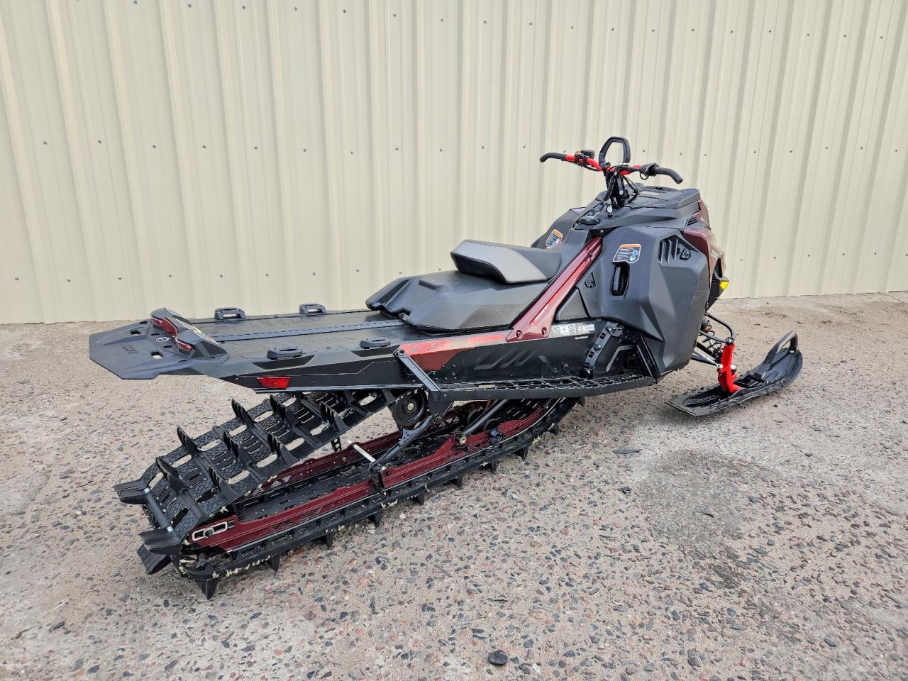 2025 Lynx Shredder DS 850 E-TE