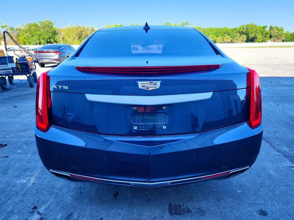 2016 Cadillac Xts Luxury Collection