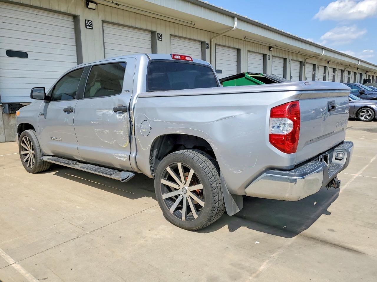 2015 Toyota Tundra SR5