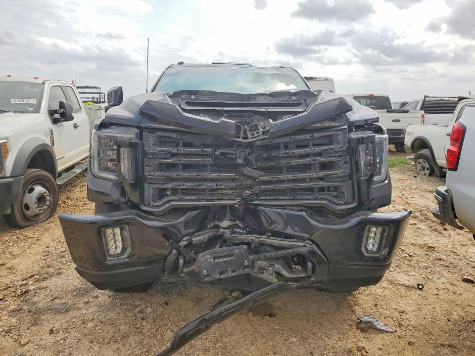 2022 GMC Sierra K2500 AT4