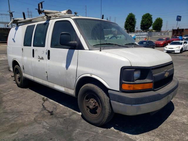 2014 Chev Express G2500 4LT