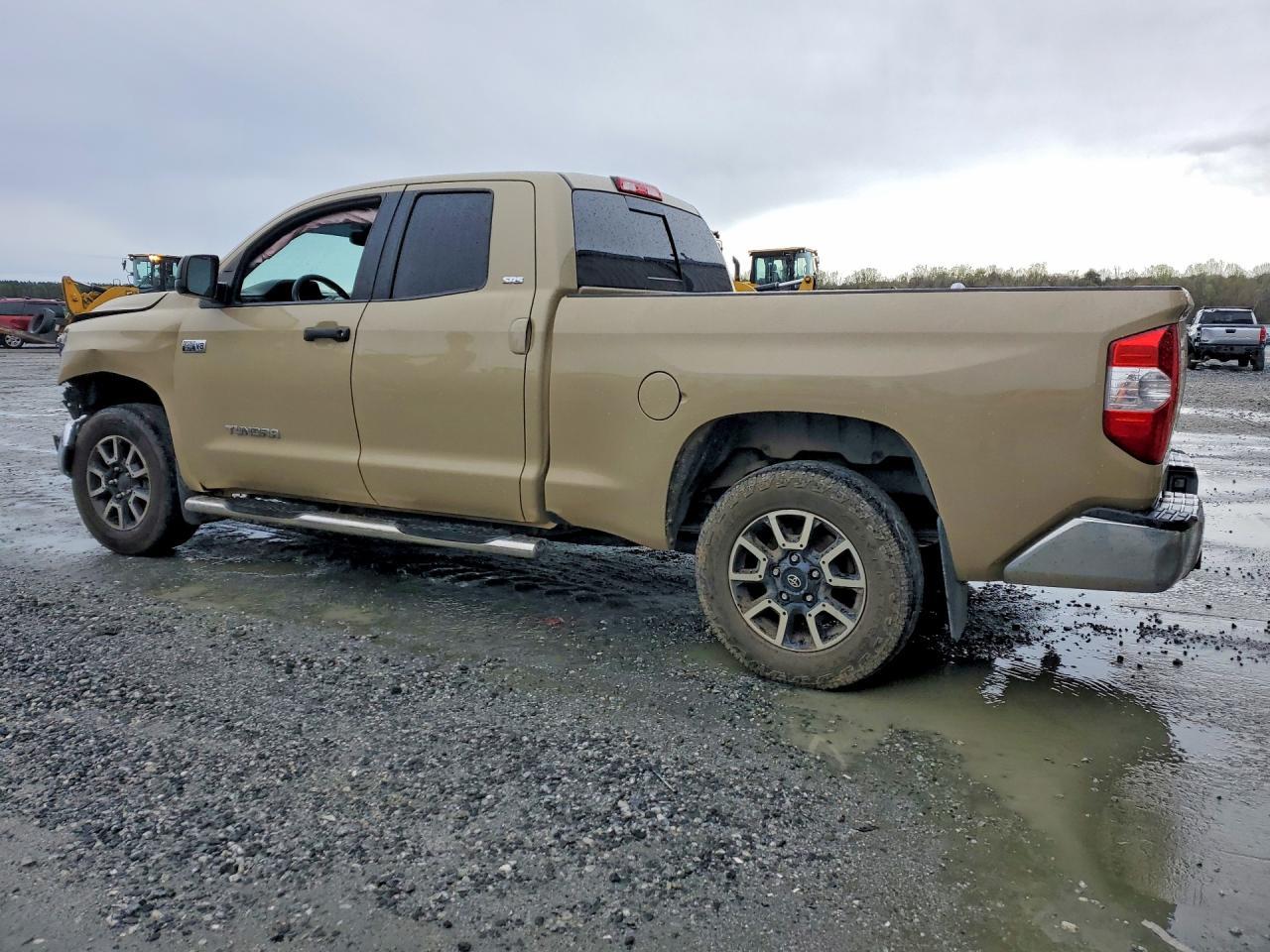 2018 Toyota Tundra SR5