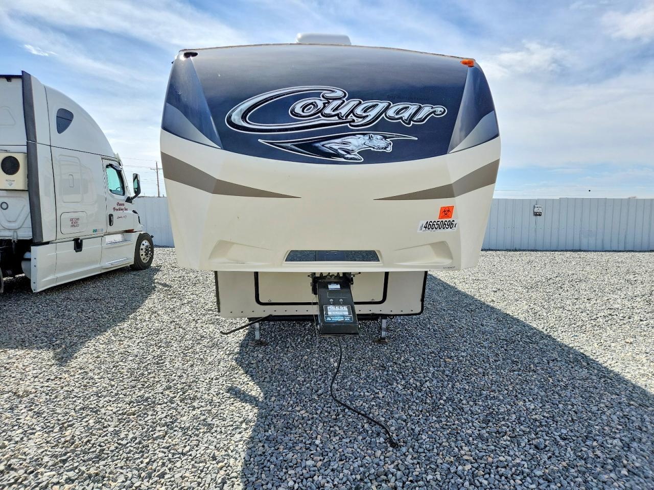 2016 Keystone Cougar Camper